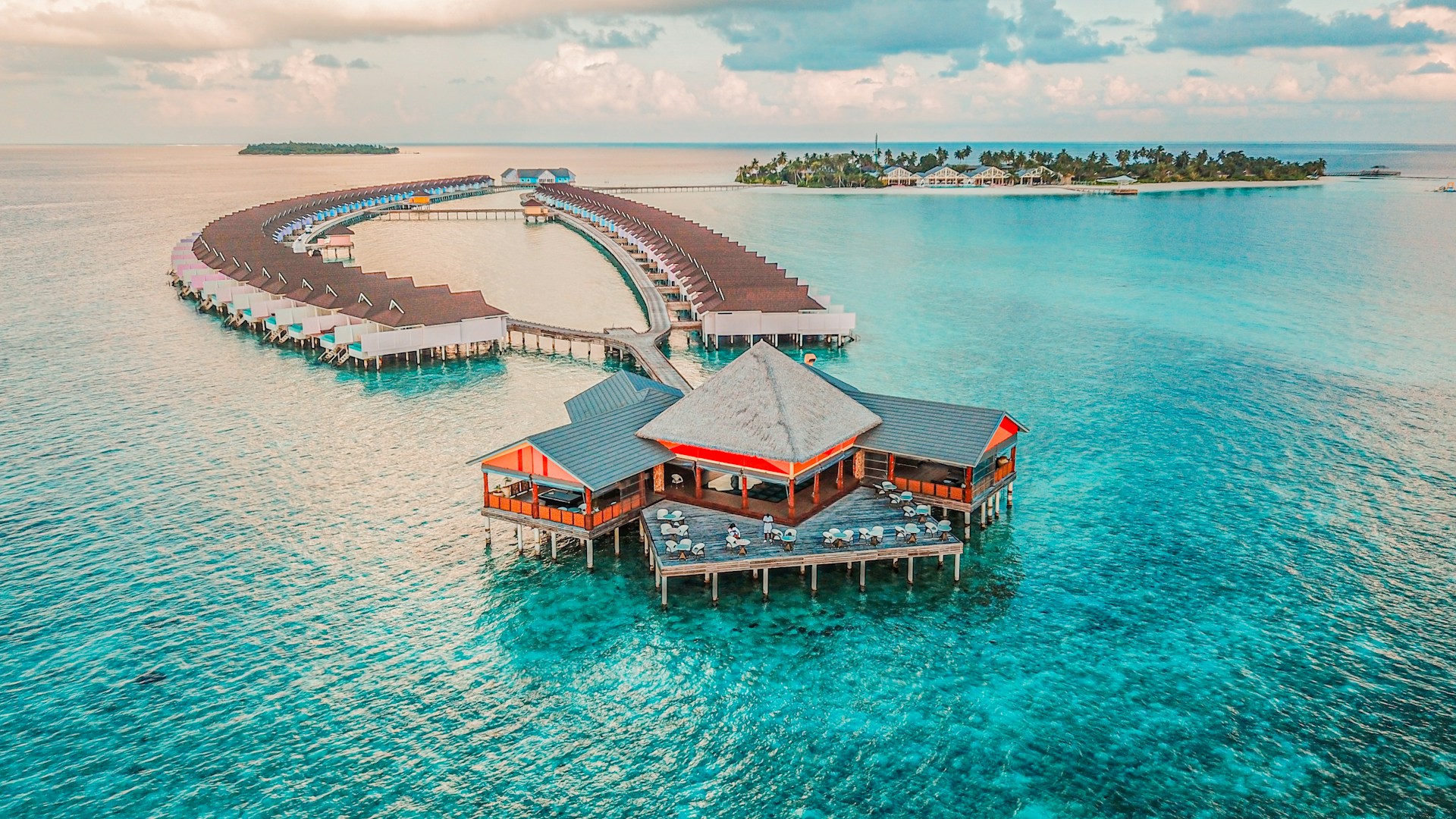 Maldives — Honeymoons, overwater villas, beach rest