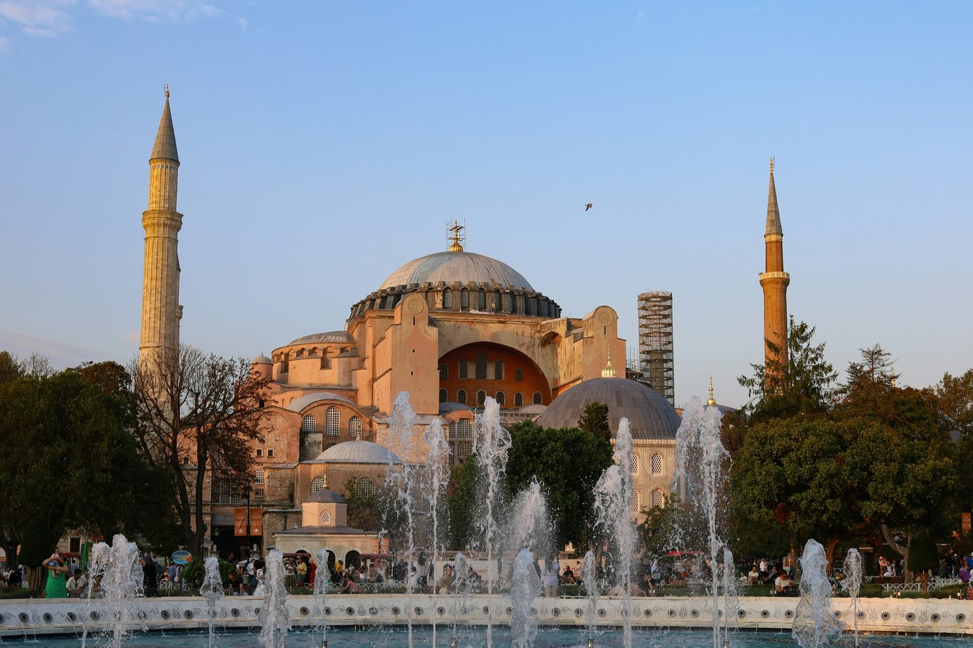 Turkey — Culture, history, Cappadocia hot air balloons